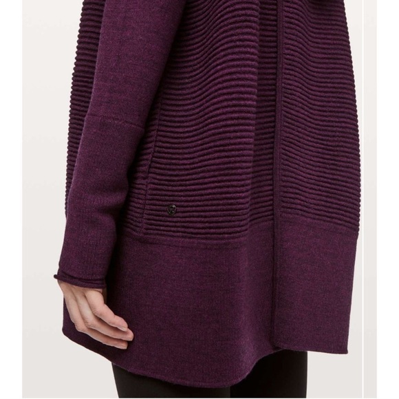 Lululemon Sit In Lotus Wrap II Plum Purple Merino Wool Knit Size 2 - Picture 8 of 9